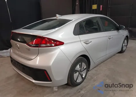 2018 Hyundai Ioniq Hybrid Blue из США, поврежденный, VIN KMHC65LC2JU064772